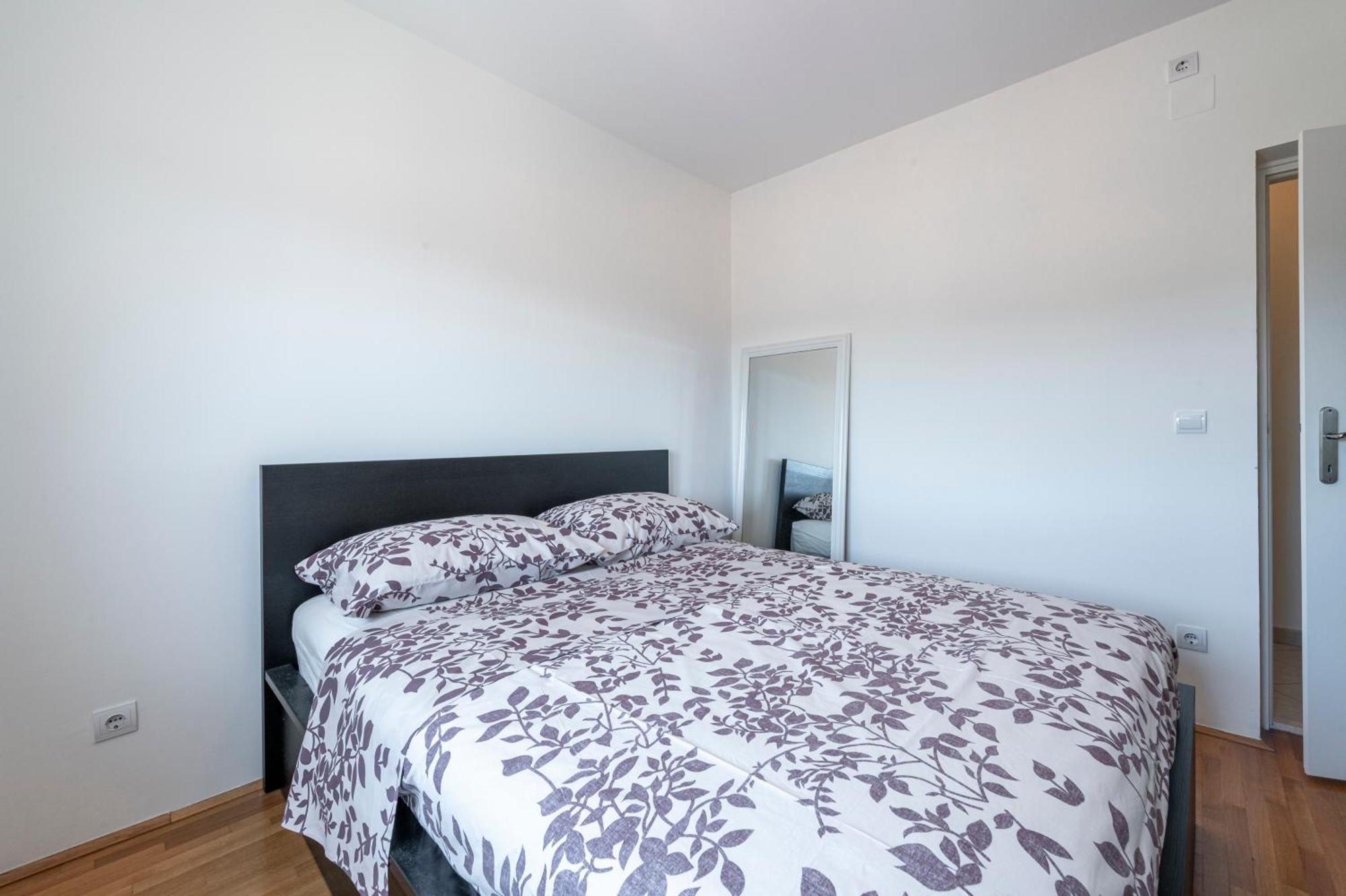Apartman Liberan Ragusa Esterno foto